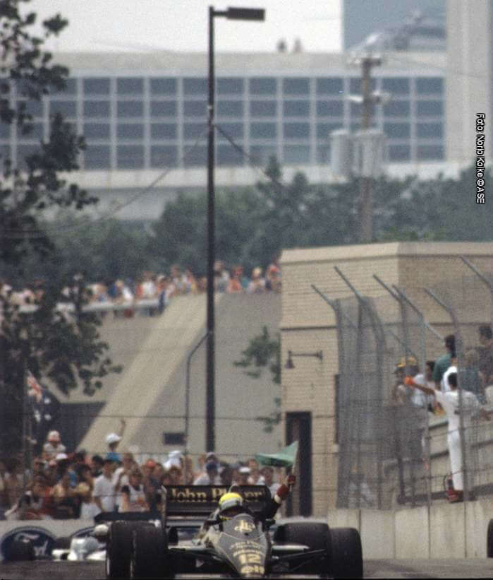 Ayrton Senna Noir et blanc. F1 by Leroyphoto