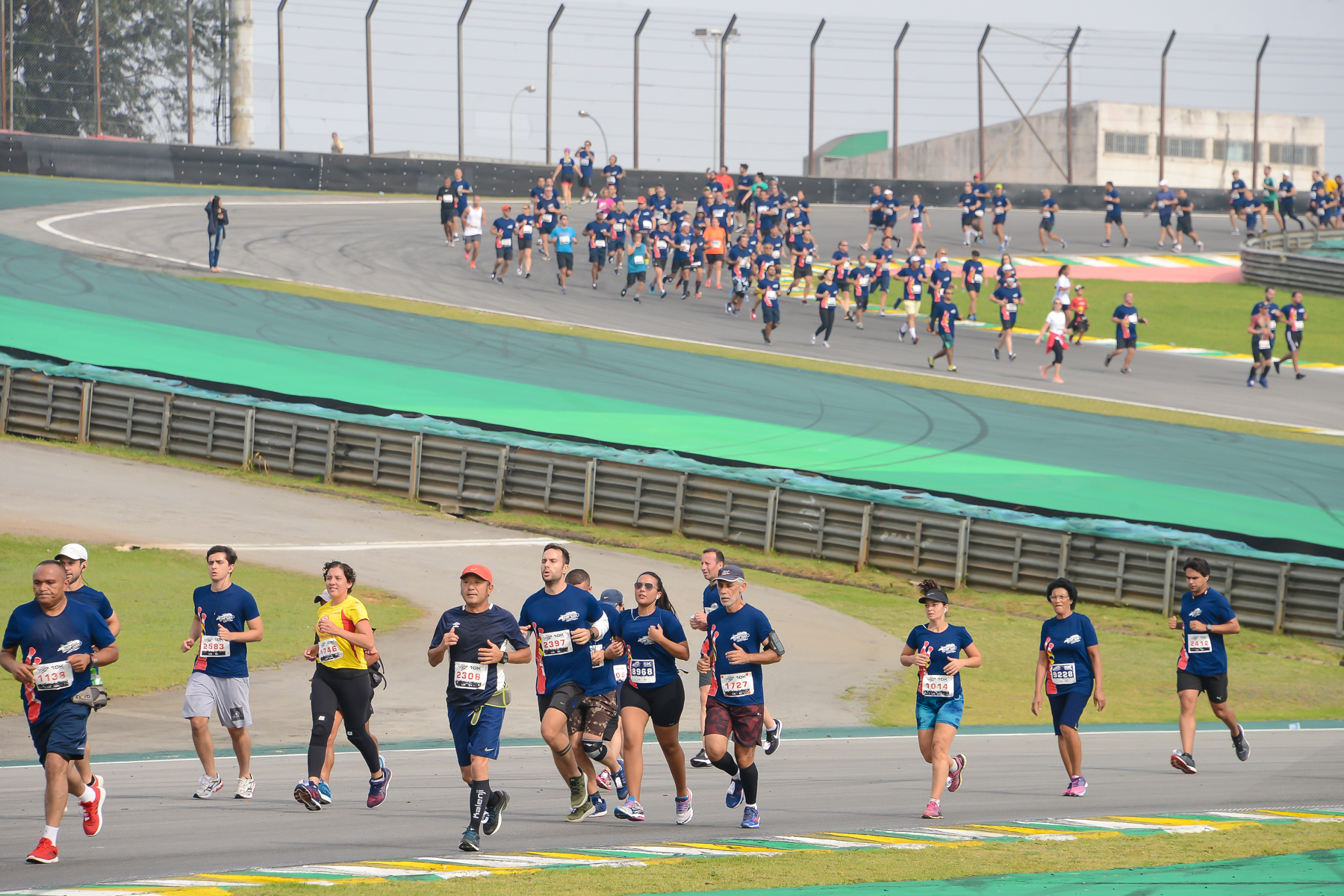 Ayrton Senna Racing Day proporciona experiência de corrida de rua na pista de Interlagos.